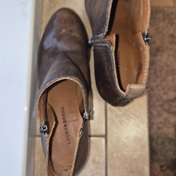 Lucky Brand Basel Ankle Bootie Size 7.5. - Picture 3 of 8